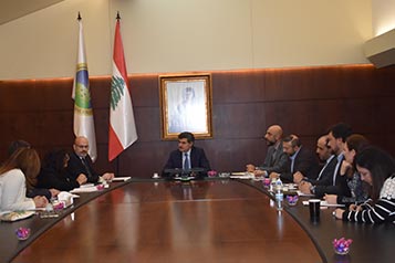 President Warrak Meets With ACC Executive Committee